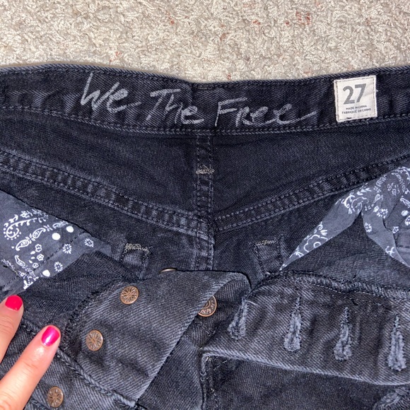 Free People distressed black jean shorts - Picture 4 of 6